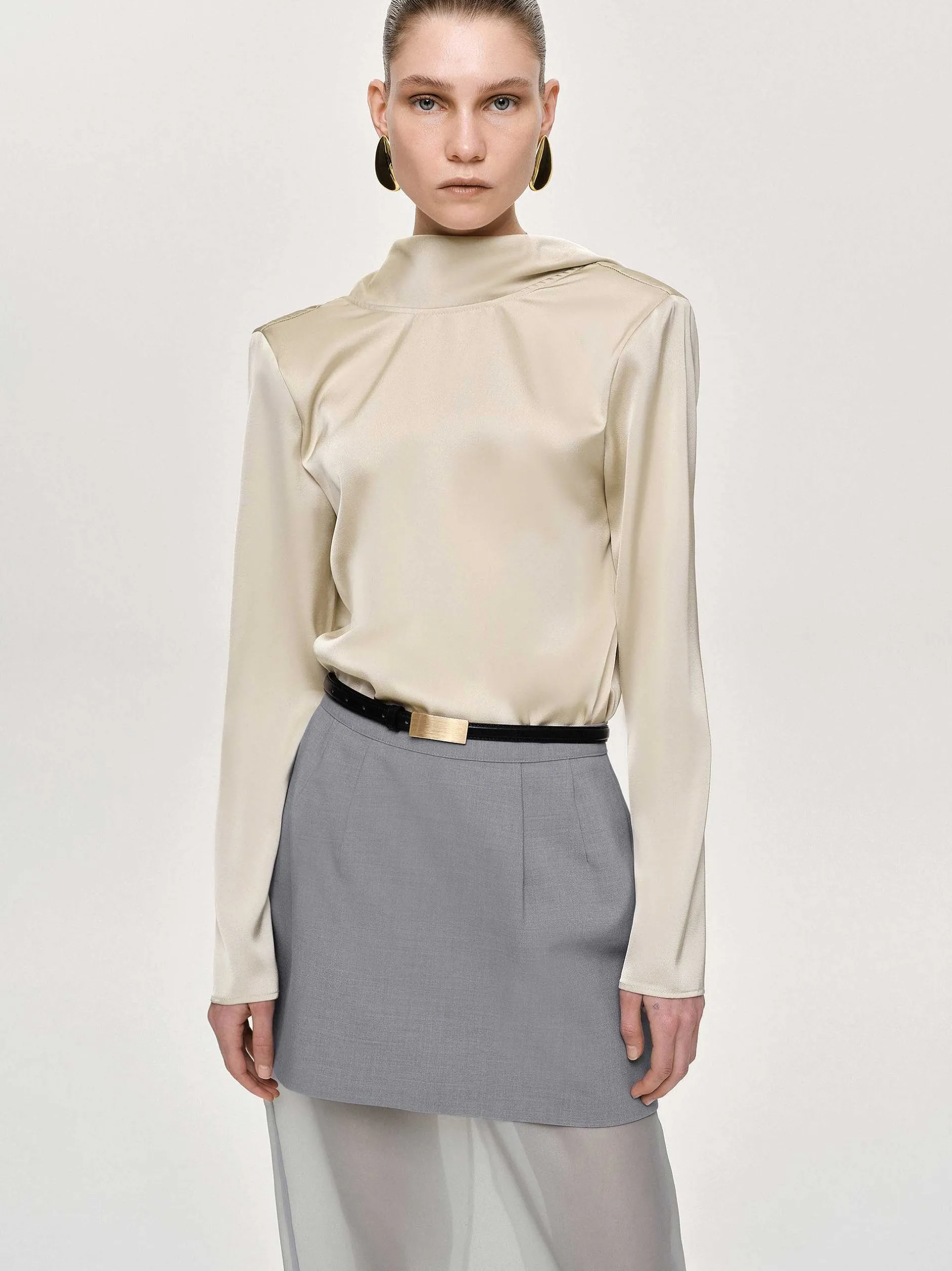 Frauen Source Unknown Oberteile<Leiva Bluse Mit Wasserfallausschnitt, Pergament
