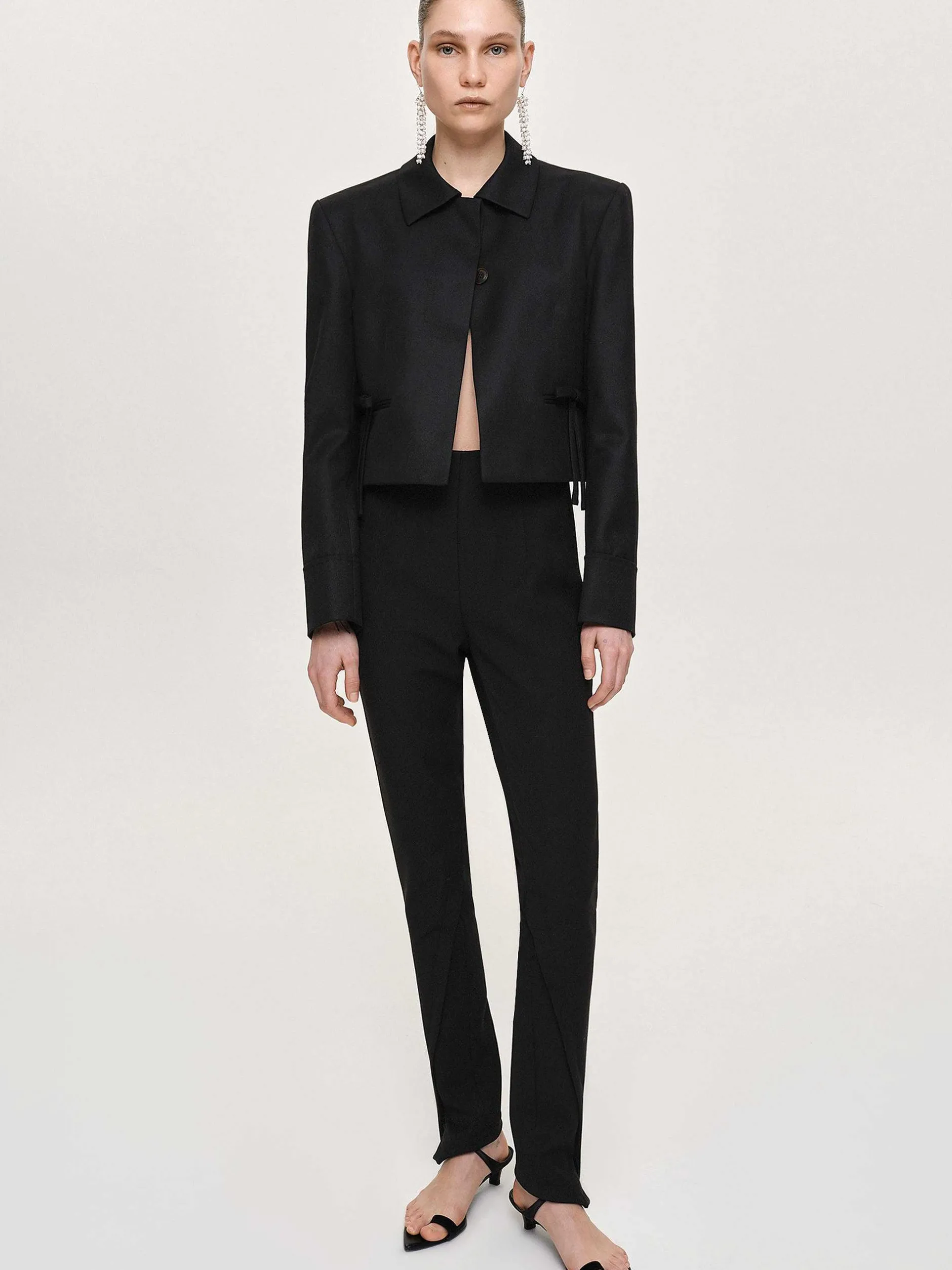 Frauen Source Unknown Kleidung<Tyia Schragschnitt-Slim-Hose, Schwarz