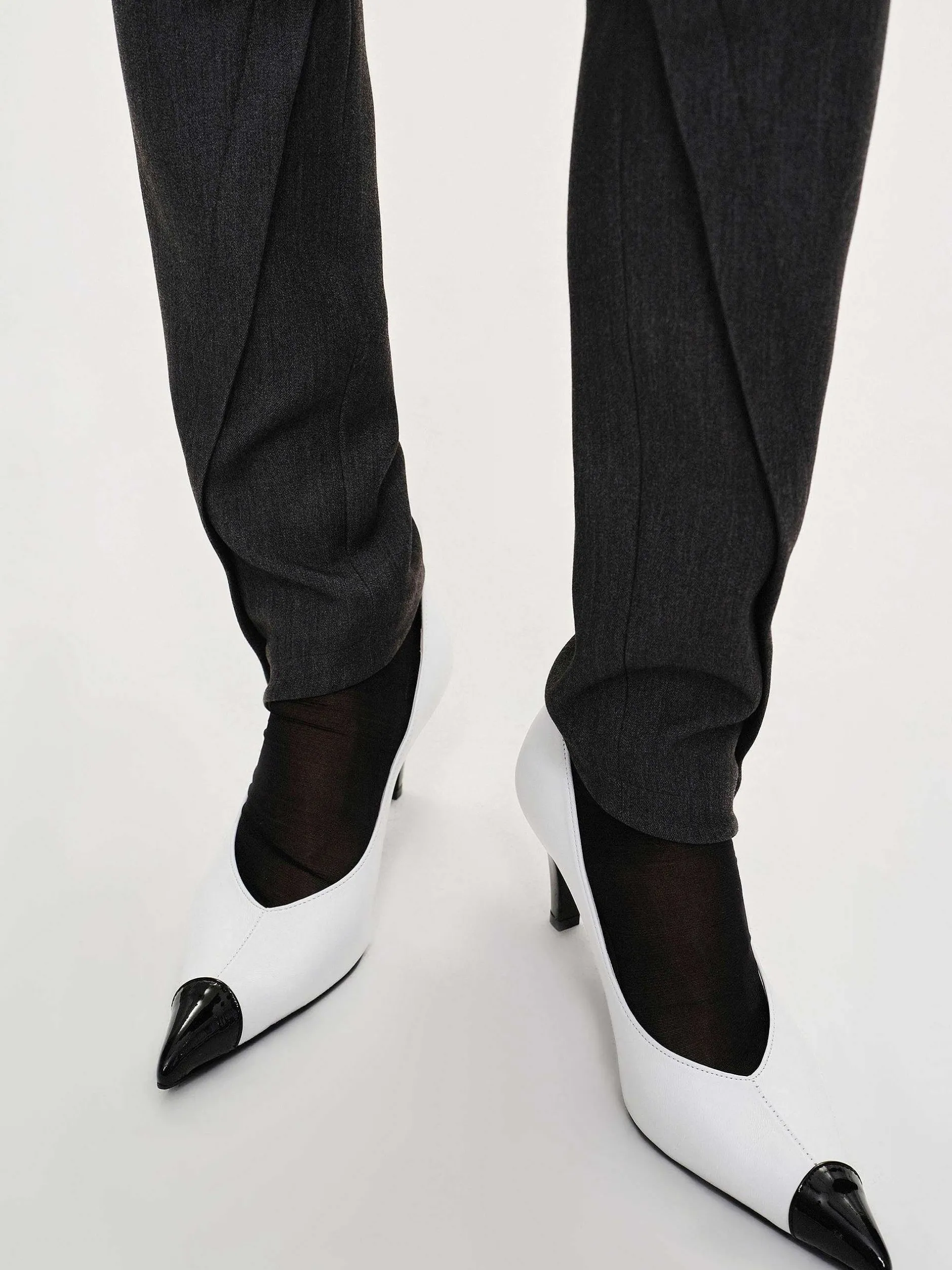 Frauen Source Unknown Unterteile<Tyia Schragschnitt-Slim-Hose, Dunkle Anthrazit